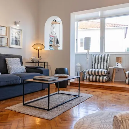 2br Center Cascais