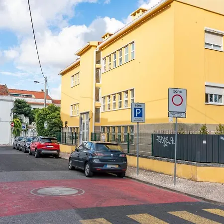 Apartment 2br Center Cascais