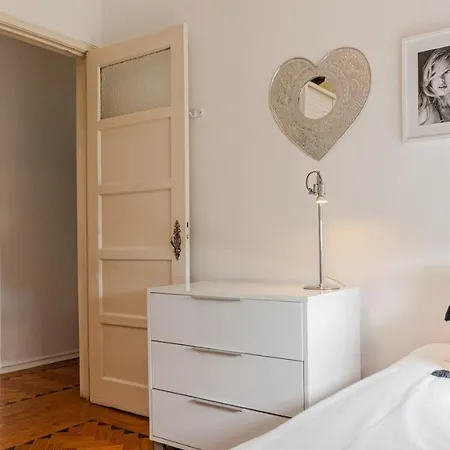 Apartment 2br Center Cascais