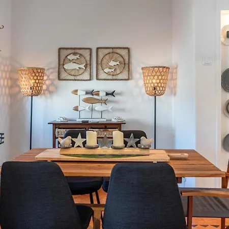 2br Center Apartment Cascais